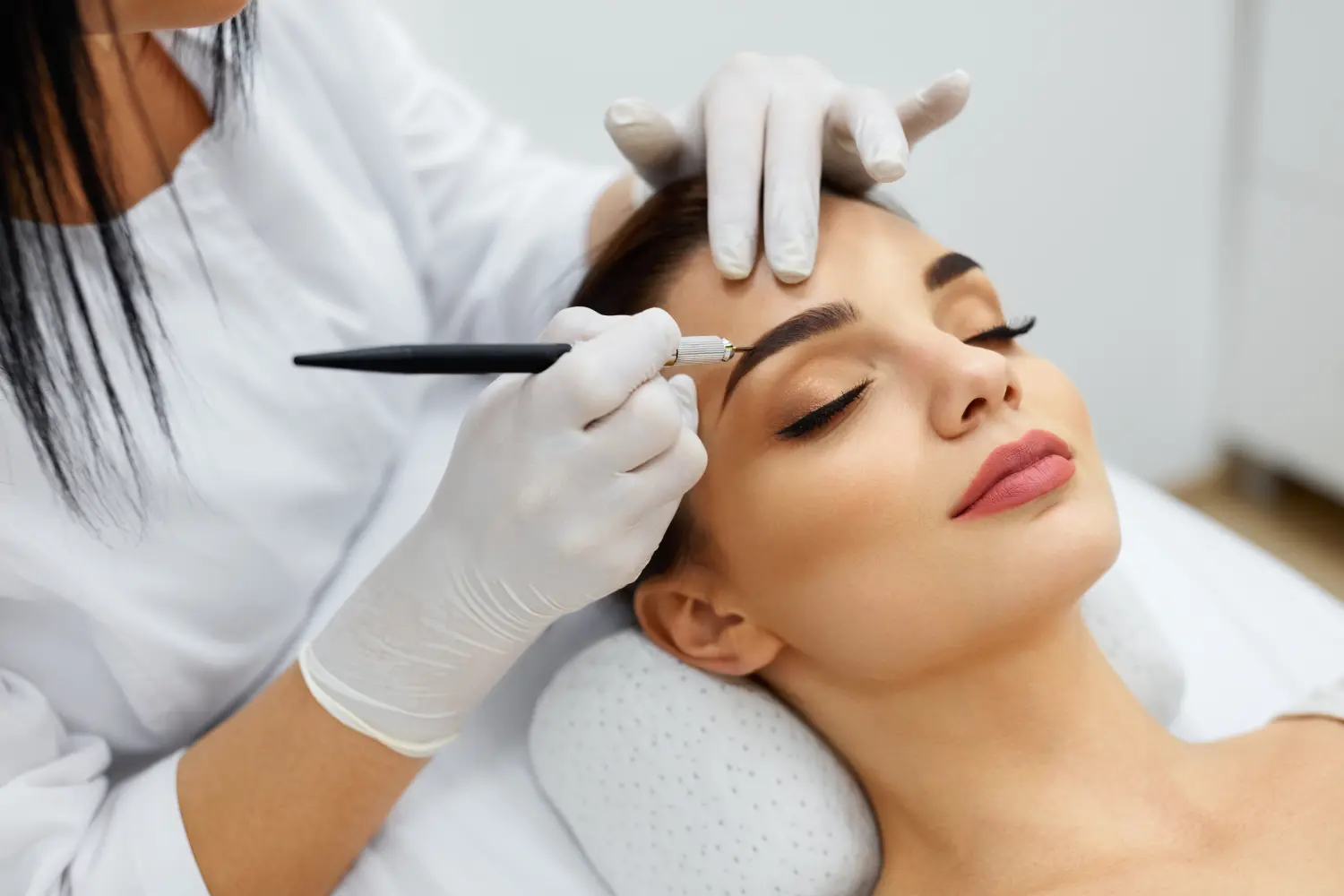 Permanent Make-Up BELLA CONTURA